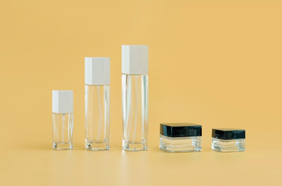Square glass bottles and jars for skincare cosmetics products